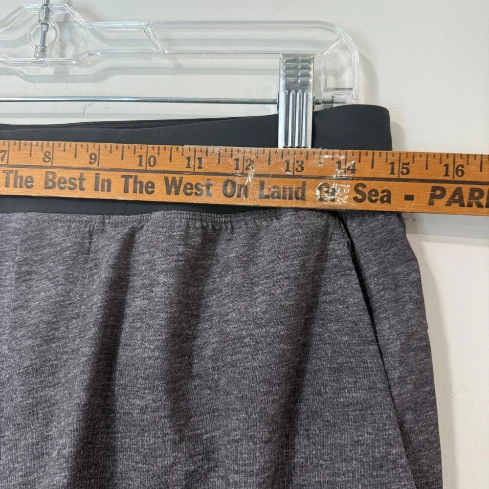 Lululemon Mens THE Short Athletic Shorts M Gray Lined Pockets Drawstring Gym
